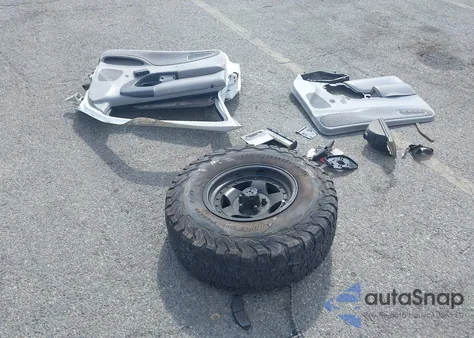 1996 Ford Ranger Super Cab из США, поврежденный, VIN 1FTCR14A9TPB31192